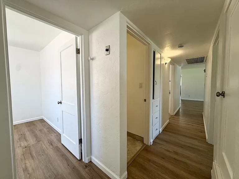 1514 W Rovey Ave — Photo 19