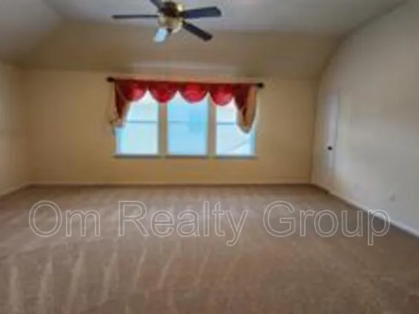 2318 Nashmor Dr, Sugar Land, TX 77479