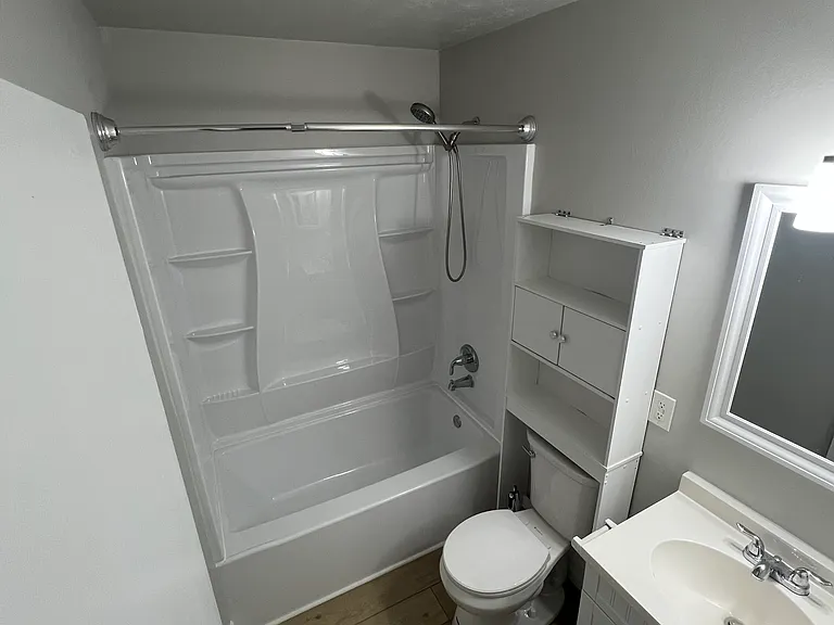 2582 Dayton Ave #B — Photo 12