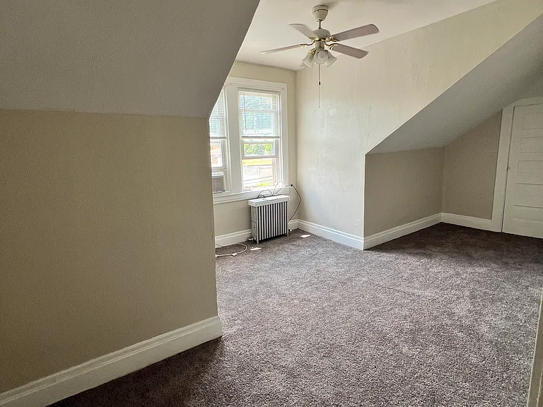 1317 Broadway Ave #3 — Photo 9