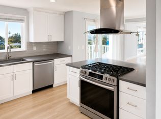 1817 11th St UNIT D, Manhattan Beach, CA 90266