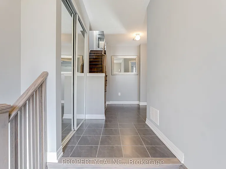 24 Clarington Blvd — Photo 3