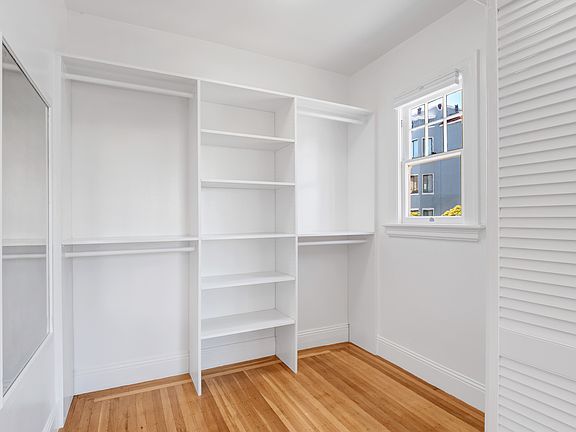 2nd image of 1895 Jefferson St #105A