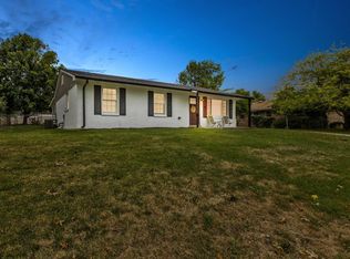 211 Mount Vernon Dr, Georgetown, KY 40324