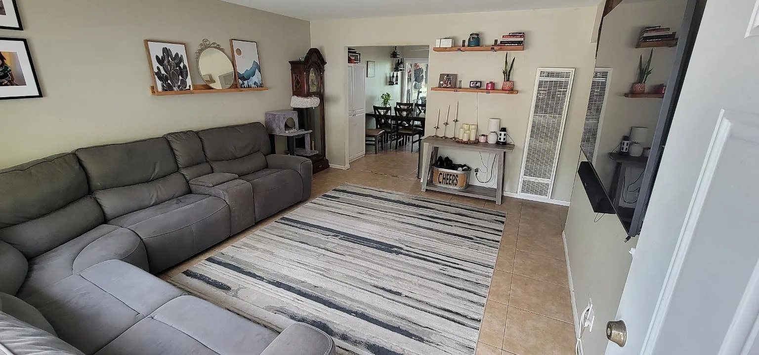 2 bed, 800 sqft, $2,650 — Photo 4