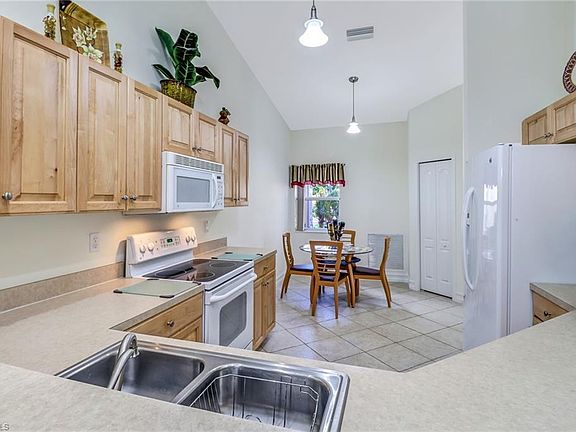 2nd image of 7963 Haven Dr #22-1