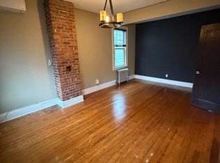 21-38 41st St #4, Astoria, NY 11105