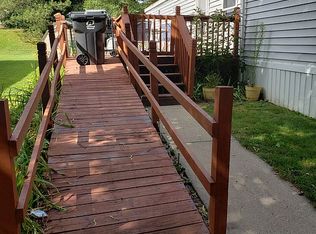 2035 Shirewood Dr, Shelby Township, MI 48317