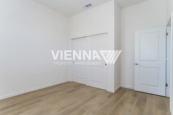 8082 Quiet Knolls Dr — Photo 15