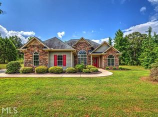 114 Red Oak Dr, Barnesville, GA 30204