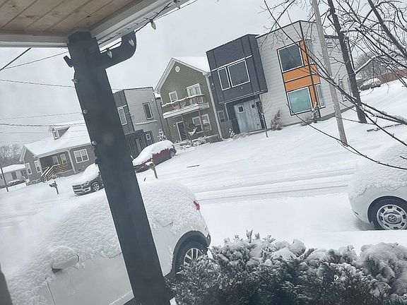 5th image of 1606 Cockrill St