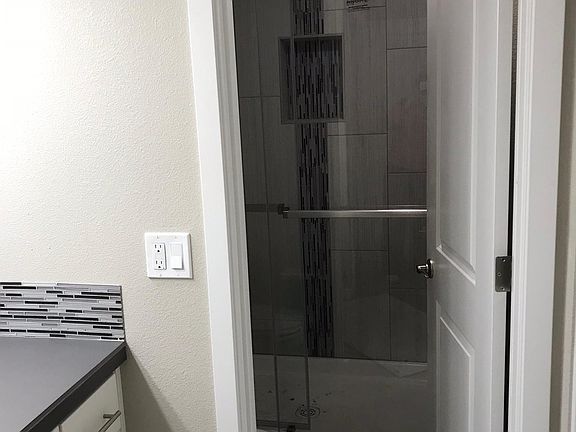 Master bath/shower