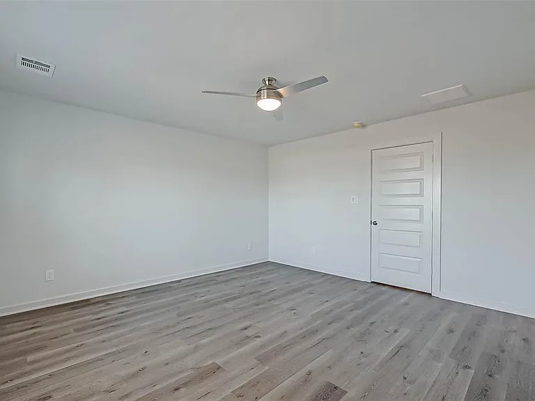 3510 Contempo Dr — Photo 18
