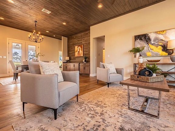 3rd image of 449 Nott Branch Rd