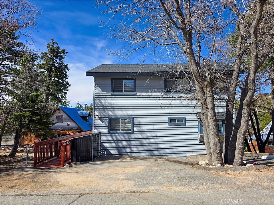 1st image of 32964 Spruce Dr