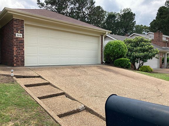Double enclosed garage
