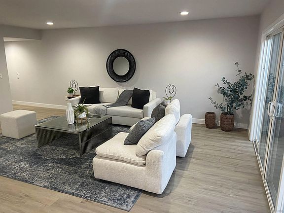 4th image of 2675 Caminito Secoya