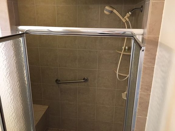 TILED SHOWER AND BENCH