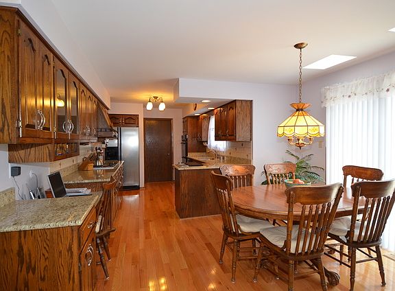 5th image of 6344 Parkwood Ct