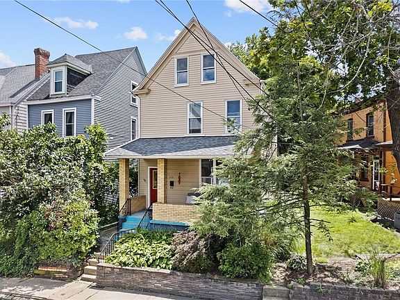 3rd image of 200 Union St