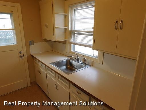 5th image of 2427 SE 60th Ave #11471376
