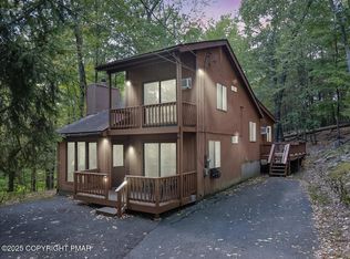 2108 Scarborough Way, Bushkill, PA 18324