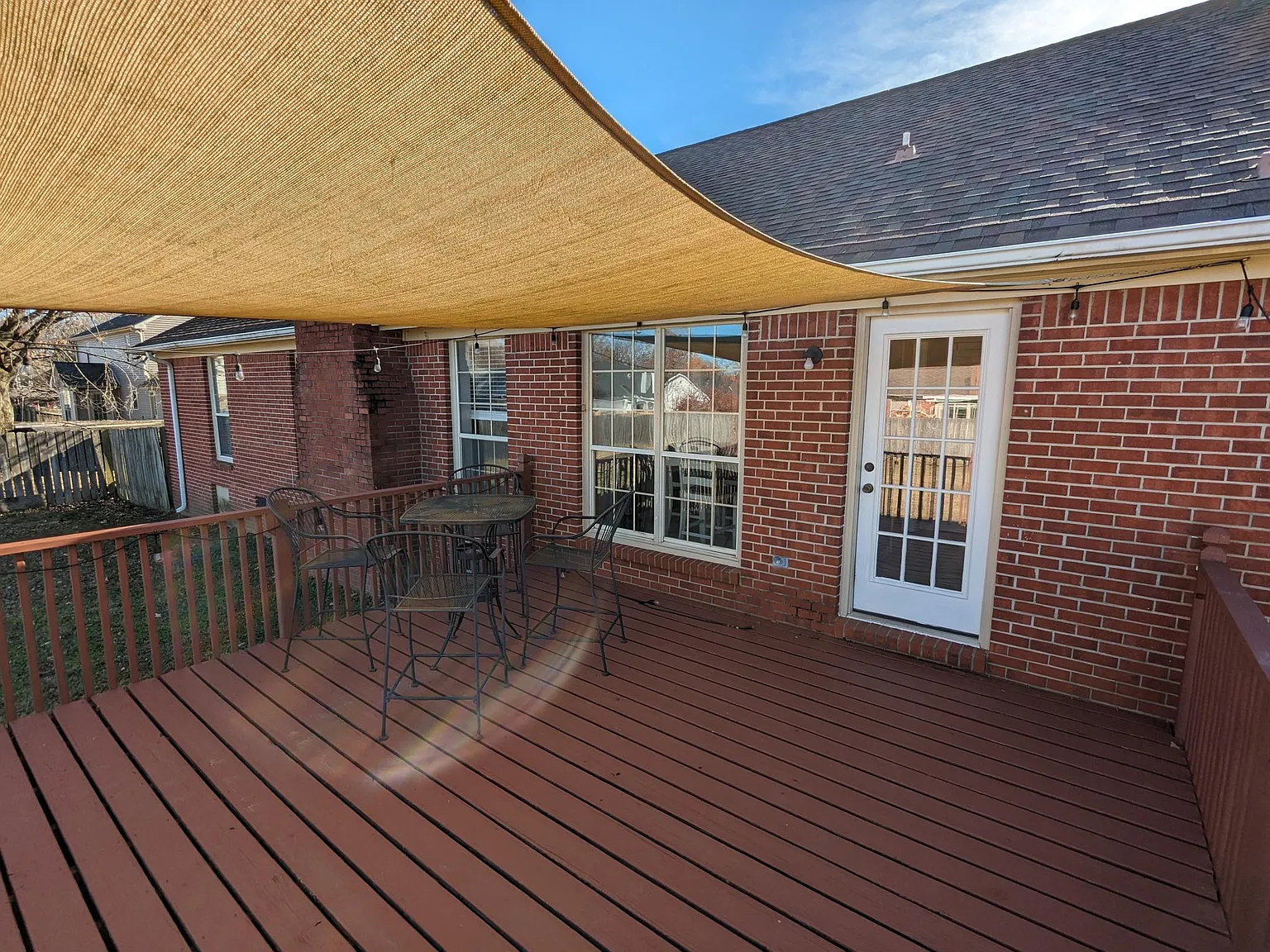 3 bed, 1850 sqft, $2,400 — Photo 3