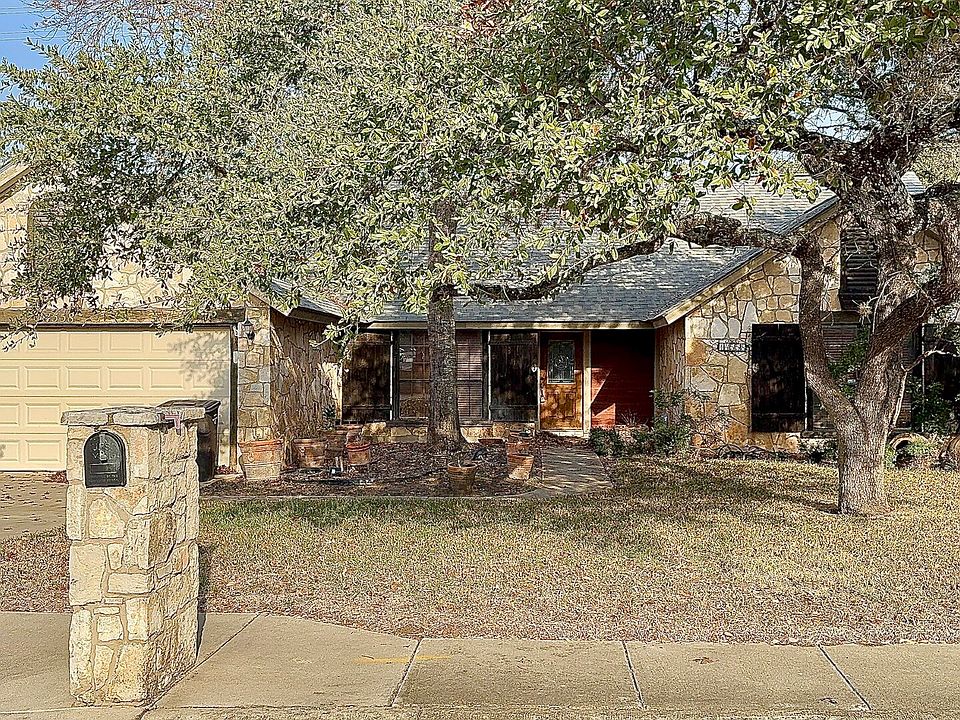 1st image of 14558 Indian Woods