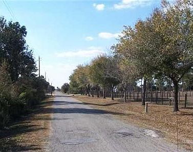 3rd image of 34031 Serene Dr