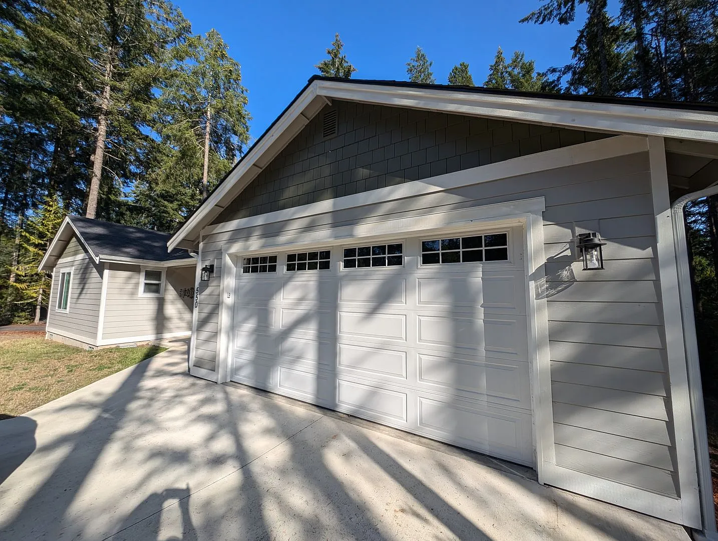 Lake Limerick Beauty for Rent. Like New Condition. 1/3 Acre Lot. Available Now! — Photo 2