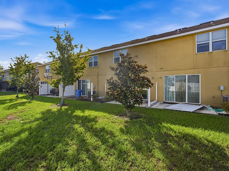 7031 Woodchase Glen Dr — Photo 12