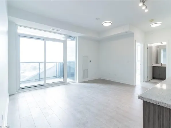 25 Wellington St S #3506, Kitchener, ON N2G 0G5