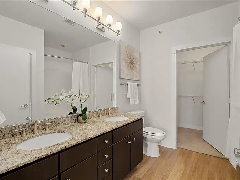 1900 Barton Springs Rd #2025 — Photo 8