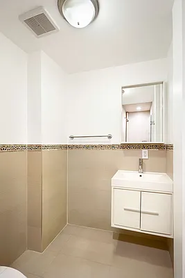 Rented by Compass | media 21