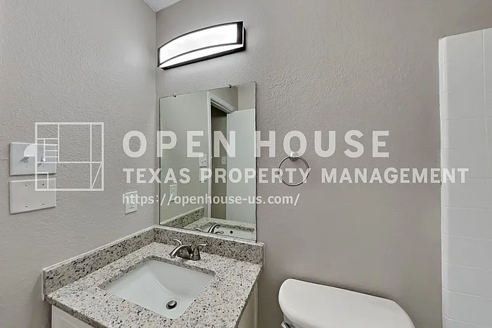 4940 Waterford Dr — Photo 19