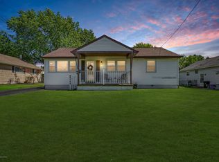 704 Jackson Ave, Magnolia, NJ 08049