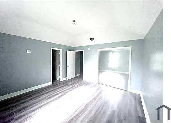 2402 4th Ave — Photo 14