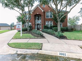 3002 Lakehill Dr, Pearland, TX 77584