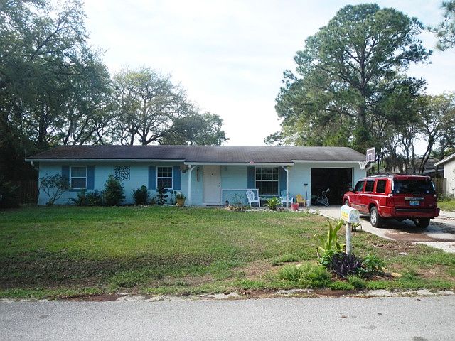 1st image of 7365 Lake Dr