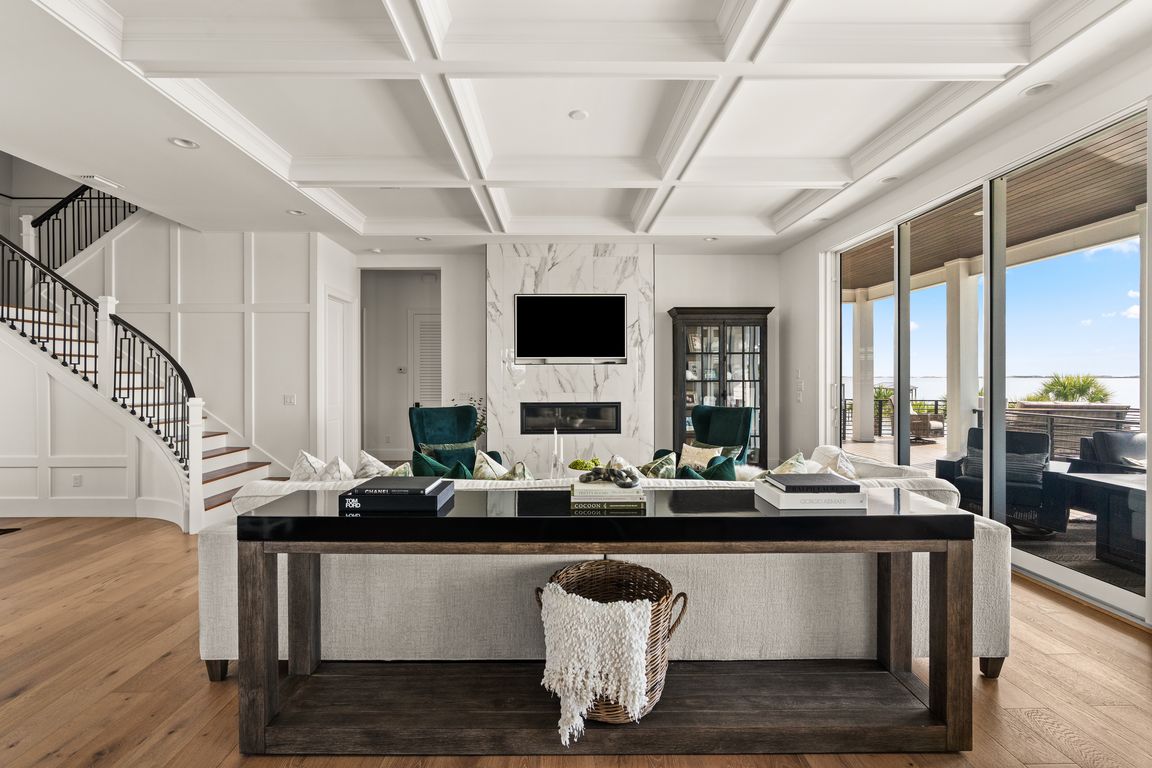 next background image