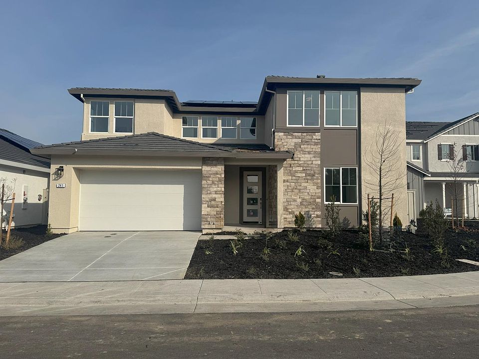 1st image of 241 SE Creekview Ct