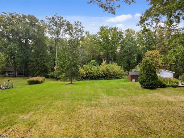 Usher Rd, Olmsted Falls, OH 44138