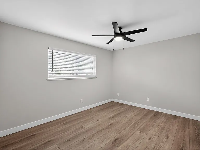 6281 Cavan Dr #4 — Photo 11