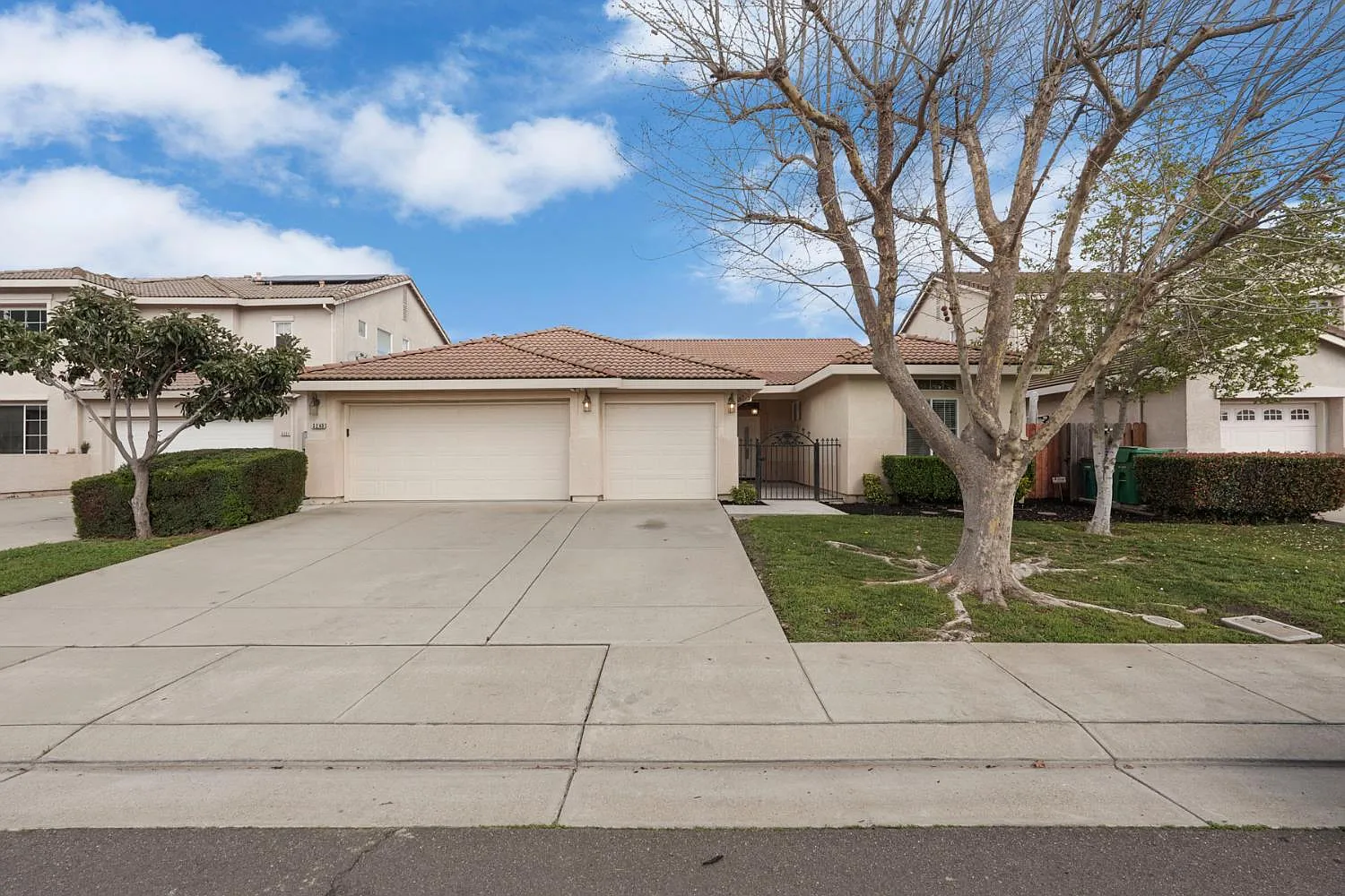 3243 Bryant Dr photo 1