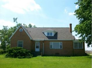 16479 State Route 122, Delavan, IL 61734