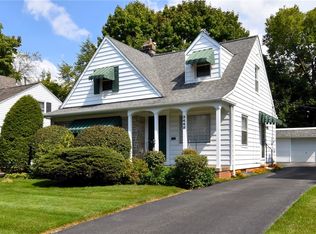 3445 Colton Rd, Shaker Heights, OH 44122