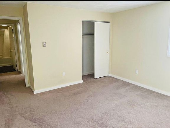 4th image of 300 Codman Hill Rd APT 1C