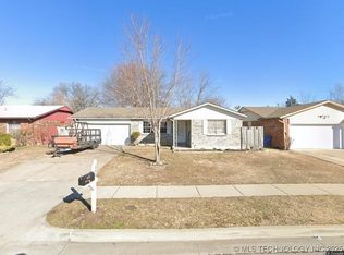 10923 E 36th Pl, Tulsa, OK 74146