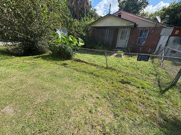 105 Druid St