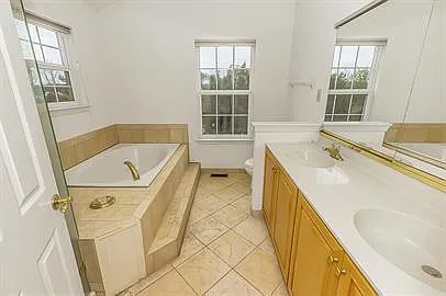 2 Adams Ln #1 — Photo 15